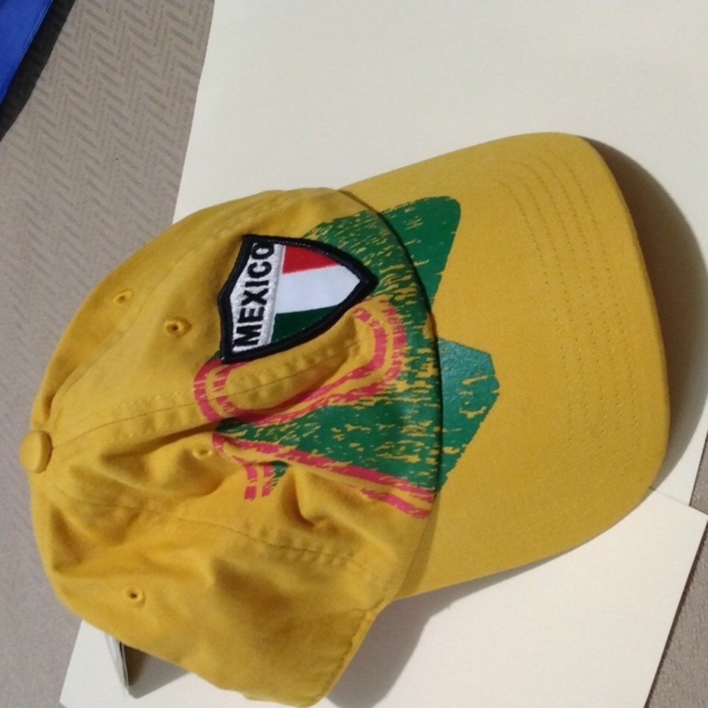 NWT Nike Mexico Ball Cap